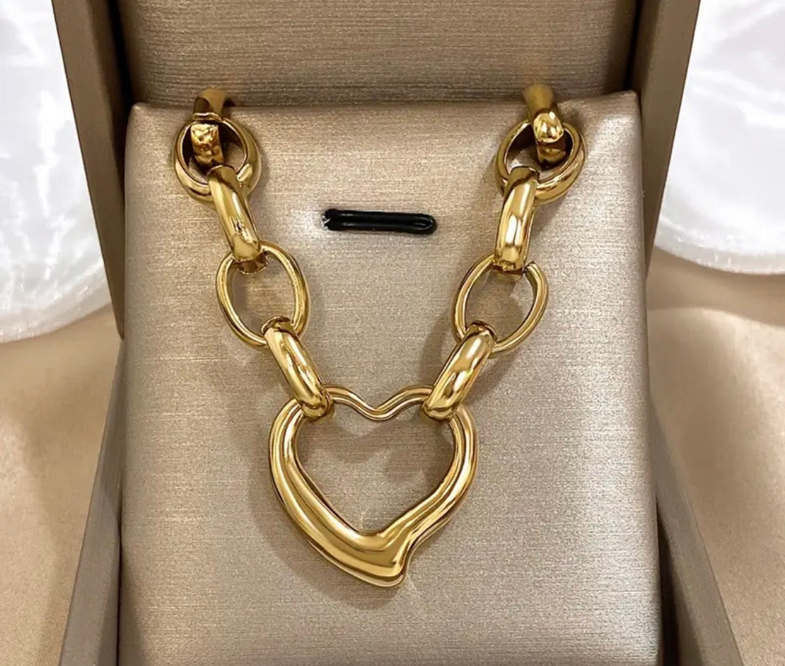 Love Pendant Necklace - Gold