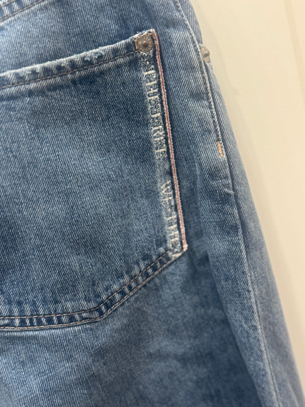 We the Free Slim Shade Selvedge Jeans size 27